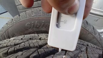 4x100 r13 175/70 r13 82T - 2