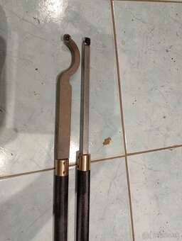 sustruh na drevo - 2