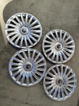 Puklice Škoda Octavia 16 palcove original - 2