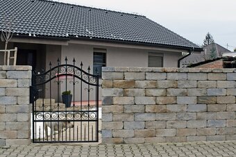 Betonovy plot - 2