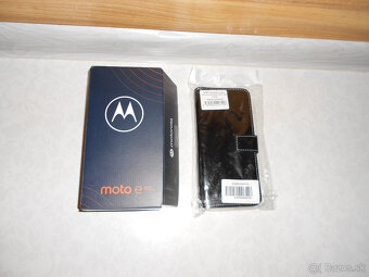 Motorola E40 - 2