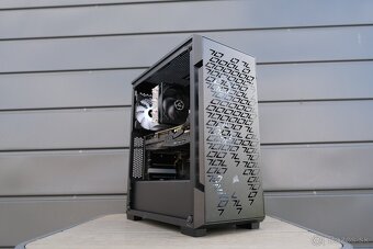 Herný PC, i5 9400F, RTX 2080 Ti, 32GB RAM, 2x SSD, 12m - 2