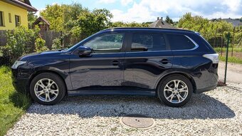 Predám Mitsubishi Outlander 3 2013 2,2DI-D 110kW - 7 miestne - 2