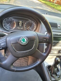 ŠKODA OCTAVIA COMBI - 2