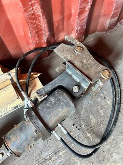 Zemny vrtak na minibager, priemer 200mm - 2