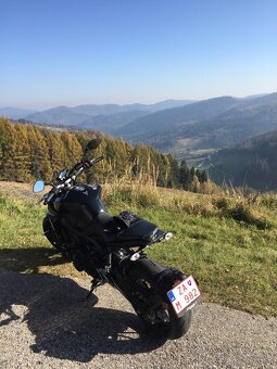 Yamaha MT 09 - 2