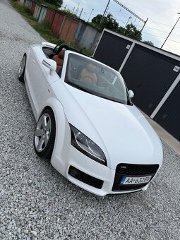 Audi TT Roadster SLINE - 2