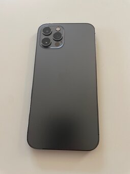 Krásny Iphone 12 64GB - 2