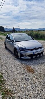 Volkswágen Golf GTi Performance AT/7 180kw naj.57000km - 2
