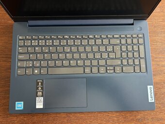Predám Lenovo IdeaPad Slim 3... - 2
