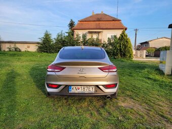 Hyundai i30 Fastback 1.4 T-GDi Style - 2