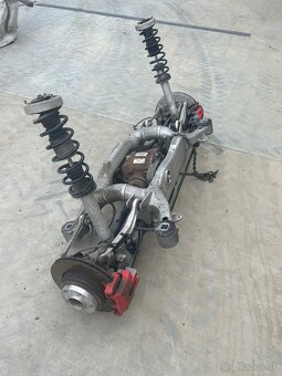 Rozpedam na diely bmw e60 530d 160 kw - 2