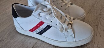 Botasky Tom  Taylor - 2