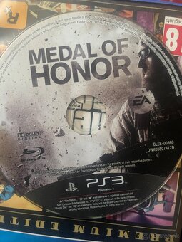 predam  cena podla hry - 2