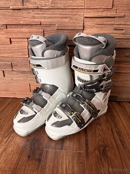 Predám ženské lyžiarky - 2