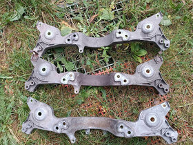 BMW X3 E83 vzpera pri diferenciáli - 2