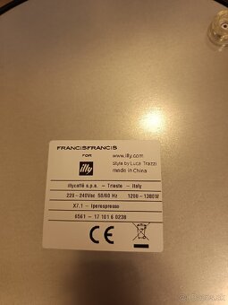 Kávovar ILLY Francis X7.1 - 2