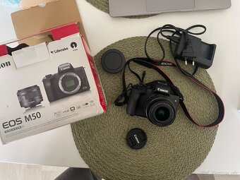Canon eos m50 ako nový - 2