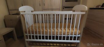 Detská postieľka značky New Baby po jednom dieťati v ktorej - 2
