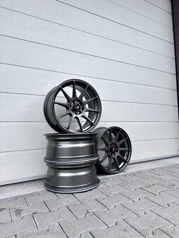 4x100 r17 Japan racing jr11 - 2