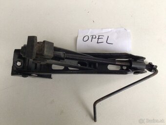 Zdvihak na Opla - 2