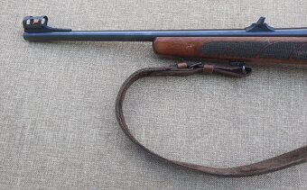 Guľovnica opakovacia CZ 557 - 2