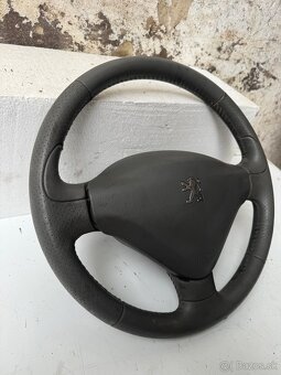 Volant peugeot 207 - 2