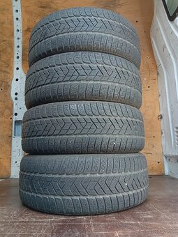 235/55R18 Pirelli Scorpion - 2