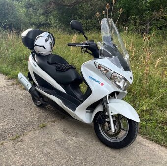 Suzuki Burgman 125 TOP stav - 2