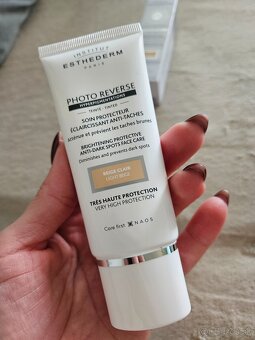Institut Esthederm krem SPF 50 - 2