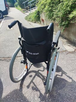 Darujem invalidny vozik - 2