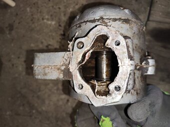 Motor Jawa pionier na diely - 2