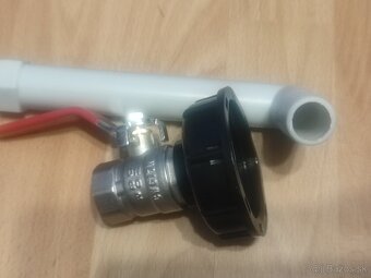 ventil na IBC nádrž 3/4" colový - 2