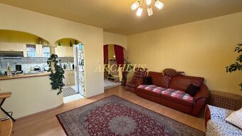 PREDAJ 2.-izbový byt, Malé námestie Malacky - 2