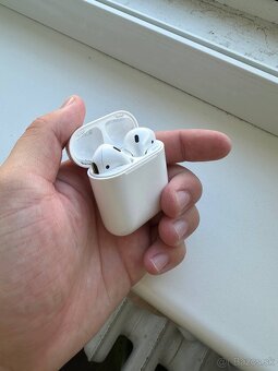 Apple AirPods - 2
