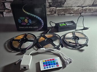 Farebné LED pasy 15 m - 2