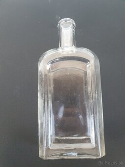 Starozitna flasa - 2