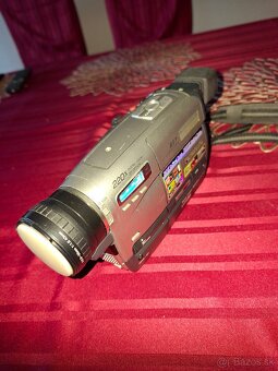 Videokamera VHS-C Panasonic NV-RS 7 EG/E - 2