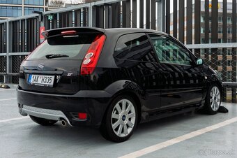 Ford Fiesta 2.0i ST - 2