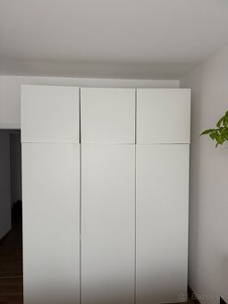 Skriňa 180 ako nová - 2