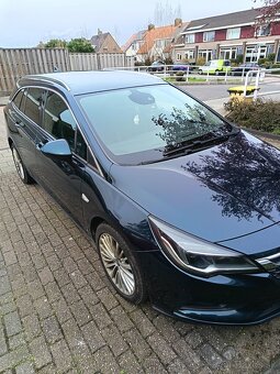 Opel Astra šport Combi 100kw - 2