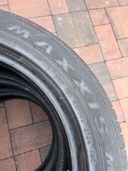 Predám Letné pneu Maxxis 215/55/17 - 94V - 2