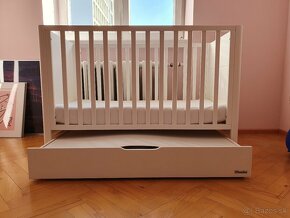 Detská postieľka s úložným priestorom a matracom - 2