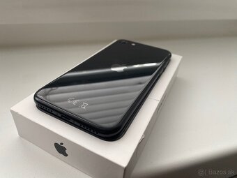 iPhone SE 2020 64Gb - 2