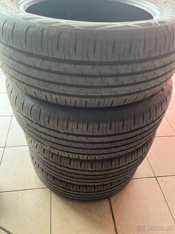 Letné pneumatiky Continental 215/55 R17 - 2