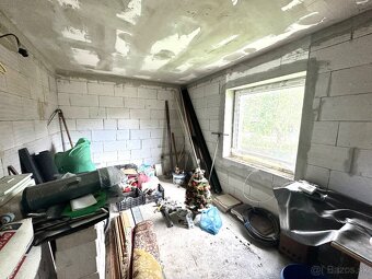 Rodinný dom s pozemkom 263 m² v obci Divina - 2