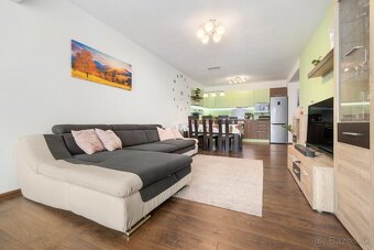 BE.LIVE COMPANY- NA PREDAJ- PRIESTRANNÝ BYT- 74M2- SENEC - 2