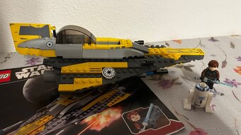 LEGO Star Wars 7669 Anakin's Jedi Starfighter - 2