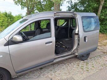 Dacia dokker rok 2015 1.6i hnedá metaliza - 2