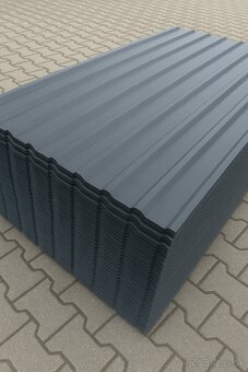 Trapézový plech T12 – 0,40 mm – pevný materiál, výhodná cena - 2